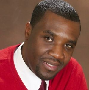 Meet your Posher, Emmanuel